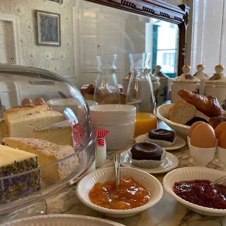 Maison De L'aumance Bed & Breakfast 4*