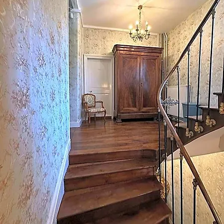 Maison De L'aumance Bed & Breakfast 4*